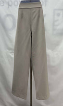 Load image into Gallery viewer, Women's RW&amp;CO Pants, 10
