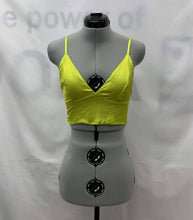 Load image into Gallery viewer, Women's Aerie Sleeveless Top, Medium
