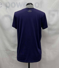 Load image into Gallery viewer, Women's Under Armour Short Sleeve Top, Medium
