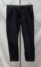 Load image into Gallery viewer, Men&#39;s Zara Jeans, 36
