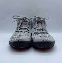 Load image into Gallery viewer, Men&#39;s Nike Shoes, 8
