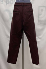 Load image into Gallery viewer, Women&#39;s Gap Pants, 12
