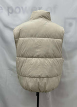 Load image into Gallery viewer, Women&#39;s Offline by Aerie Vest, Extra Large
