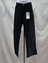 Load image into Gallery viewer, Women&#39;s Zara Pants, 6
