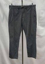 Load image into Gallery viewer, Men&#39;s Express Pants, 33
