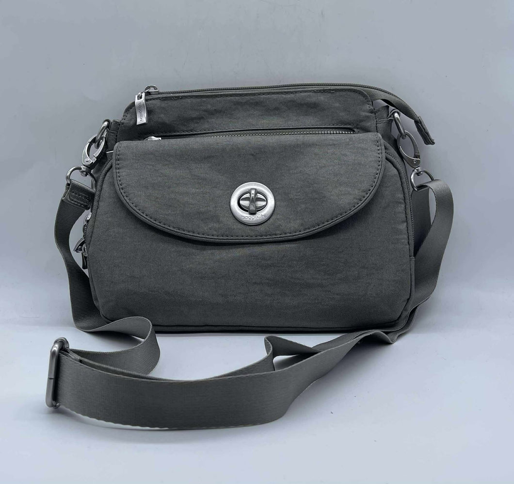 Women's Baggallini Purse