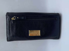 Load image into Gallery viewer, Women&#39;s Badgley Mischka Wallet
