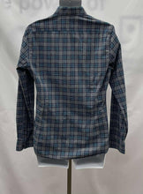 Load image into Gallery viewer, Men&#39;s RW&amp;CO Long Sleeve Shirt, Medium
