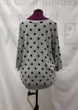 Load image into Gallery viewer, Women&#39;s Premise Long Sleeve top, 2XL
