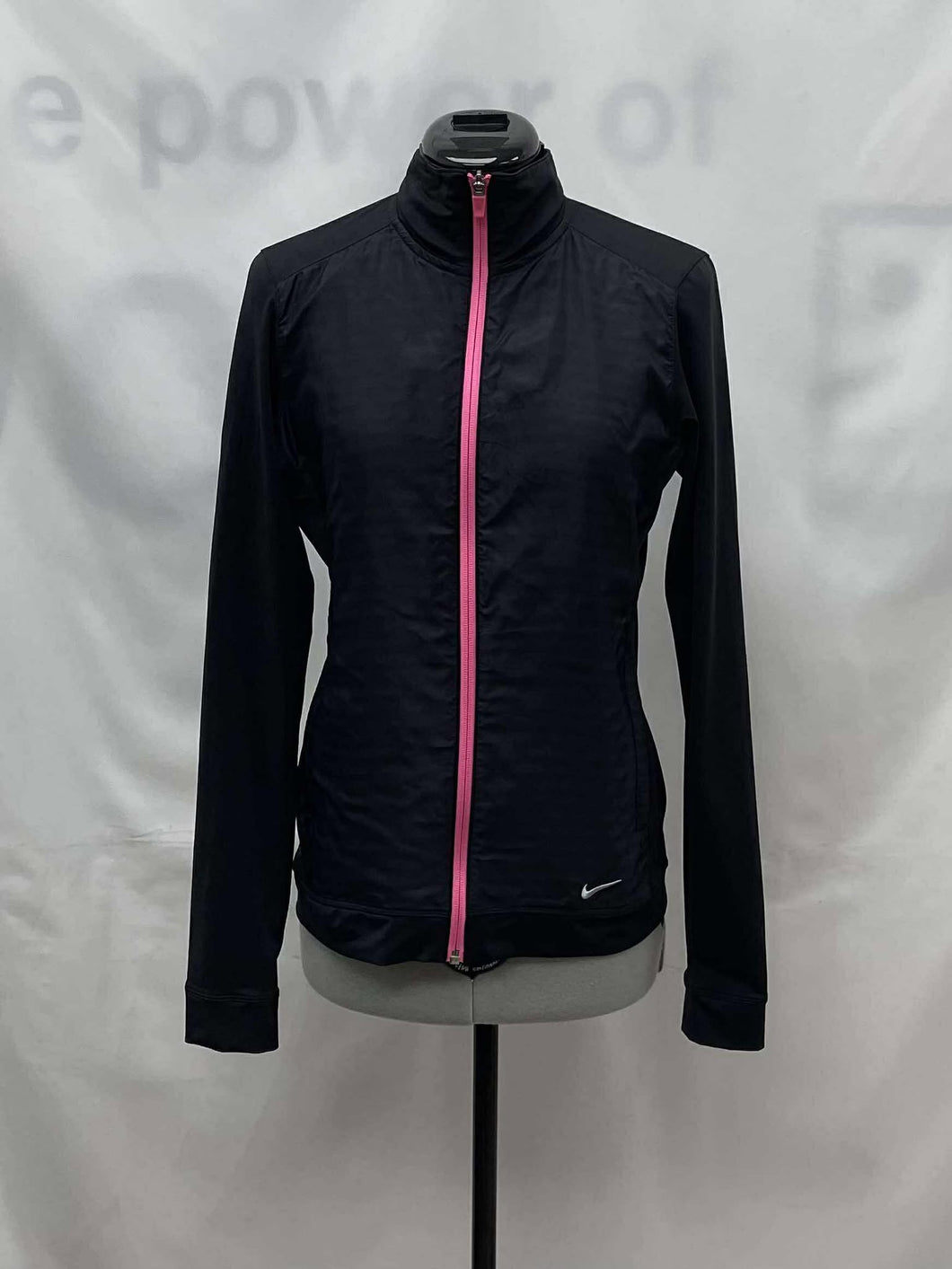 Women's Nike Long Sleeve Sweatshirt, Small