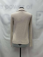 Load image into Gallery viewer, Women&#39;s Banana Republic Long Sleeve Top, Extra Small
