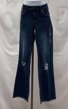 Load image into Gallery viewer, Women&#39;s Aéropostale Jeans, 8
