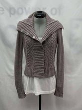 Load image into Gallery viewer, Women&#39;s RW&amp;CO Long Sleeve Cardigan, Small
