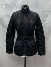 Load image into Gallery viewer, Women&#39;s Banana Republic Jacket, Extra Small

