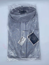 Load image into Gallery viewer, Men's Essex Long Sleeve Shirt, Extra Large
