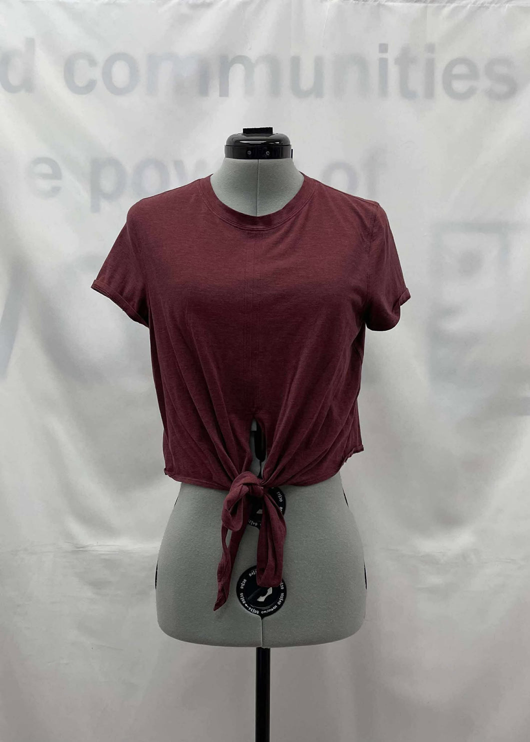 Women's Lululemon Short Sleeve Top, 6