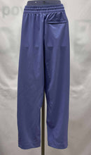 Load image into Gallery viewer, Women's Athleta Active Pant, 2
