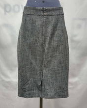 Load image into Gallery viewer, Women's RW&amp;CO Skirt, 2
