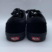 Load image into Gallery viewer, Men&#39;s Vans Shoes, 9
