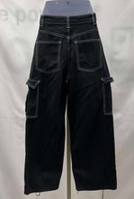 Load image into Gallery viewer, Women's Divided by H&amp;M Jeans, 0
