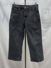 Load image into Gallery viewer, Men's Banana Republic Jeans, 30
