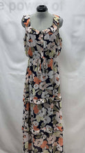 Load image into Gallery viewer, Women's Luxology Dress, Medium
