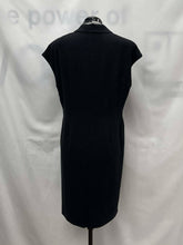 Load image into Gallery viewer, Women's Simon Chang Dress, 8
