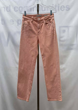 Load image into Gallery viewer, Women's Guess Jeans, 26
