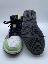 Load image into Gallery viewer, Men's Nike Air Jordan Sneakers, 8.5

