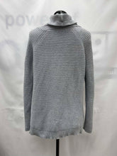 Load image into Gallery viewer, Women's Kenneth Cole Long Sleeve Sweater, Small
