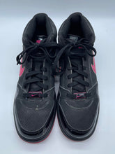 Load image into Gallery viewer, Youth's Nike Sneakers, 7Y

