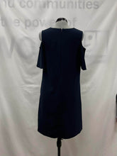 Load image into Gallery viewer, Women's RW&amp;CO Dress, Medium
