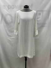 Load image into Gallery viewer, Women's RW&amp;CO Dress, Medium
