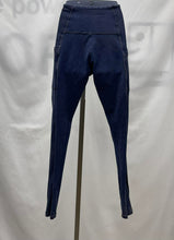 Load image into Gallery viewer, Women's Offline Leggings, Small
