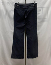 Load image into Gallery viewer, Women's Lululemon Pants, 10
