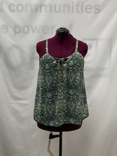 Load image into Gallery viewer, Women's Guess Sleeveless Top, Large
