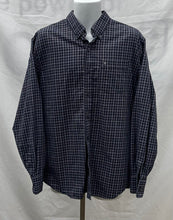 Load image into Gallery viewer, Men's Victorinox Long Sleeve Shirt, Extra Large
