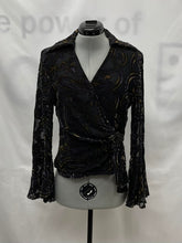 Load image into Gallery viewer, Women's Silkland Long Sleeve Top, Medium
