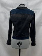 Load image into Gallery viewer, Women's Sandwich Denim Jacket, Medium
