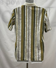 Load image into Gallery viewer, Men's Burberry Short Sleeve Shirt, Large
