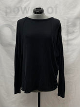 Load image into Gallery viewer, Women's Bench Long Sleeve Top, Medium
