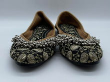 Load image into Gallery viewer, Women's Beaded Slippers, 7

