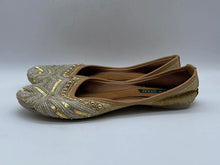 Load image into Gallery viewer, Women's Beaded Slippers, 7
