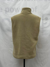 Load image into Gallery viewer, Unisex Colombia Vest, Small
