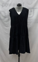 Load image into Gallery viewer, Women's Zara Dress, Small
