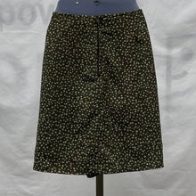 Load image into Gallery viewer, Women's Classique Collections Skirt, 13/14
