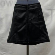 Load image into Gallery viewer, Women's Guess Skirt, 0
