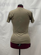 Load image into Gallery viewer, Women's Under Armour Short Sleeve Top, Large
