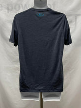Load image into Gallery viewer, Men's Under Armour Short Sleeve Top, Small
