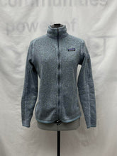 Load image into Gallery viewer, Women's Patagonia Long Sleeve Sweater, Medium
